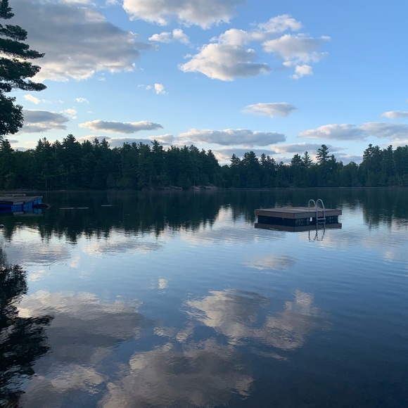 Meet your Posher, Megan - Picture 5 of 7